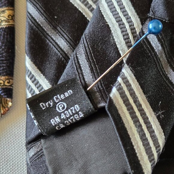 Variety Lot of 6 Different Men's Neck Ties - Picture 6 of 12